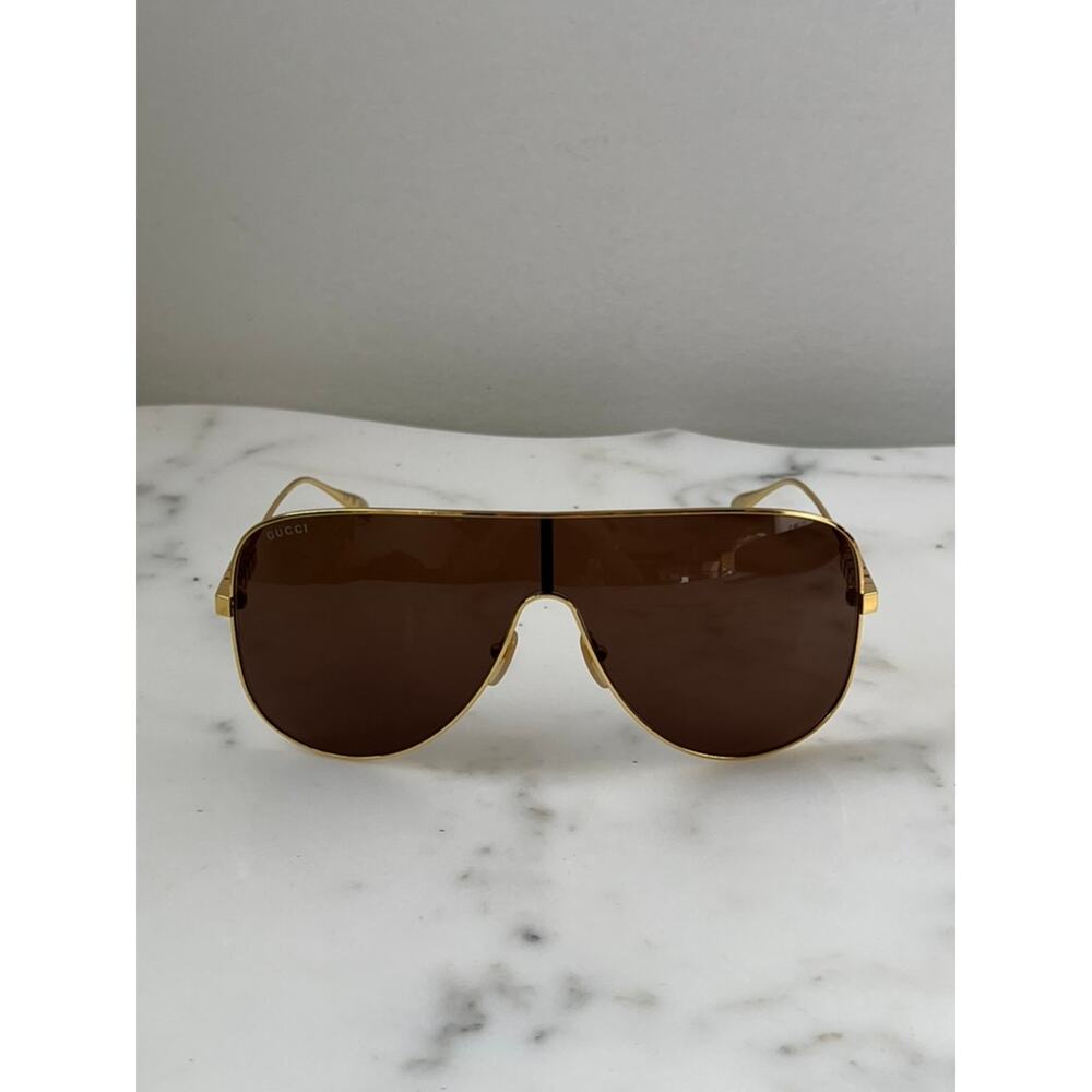 NEW Gucci GG1436S Gold Metal Shield Brown Sunglasses $640 - Picture 3 of 8